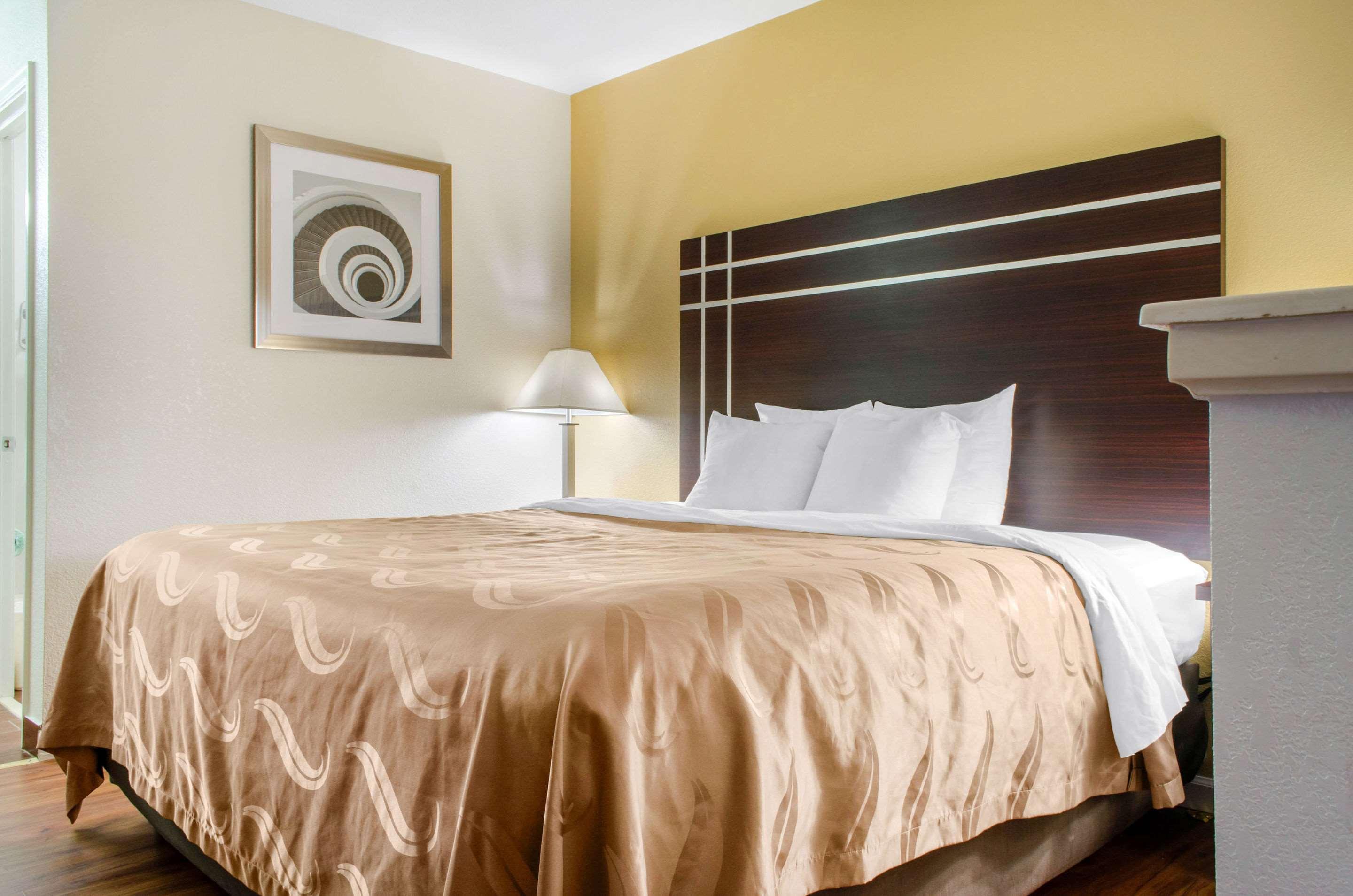Quality Inn McComb Exteriör bild